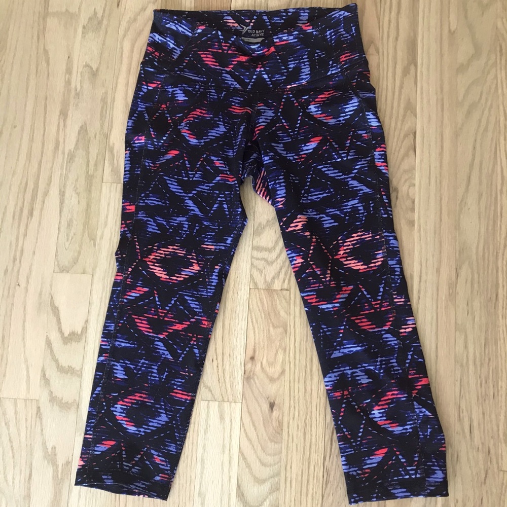 Athletic wear capri pants